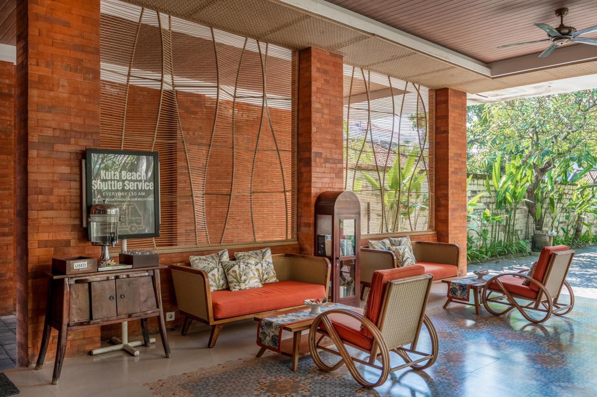 Adi Dharma Hotel Legian Luaran gambar